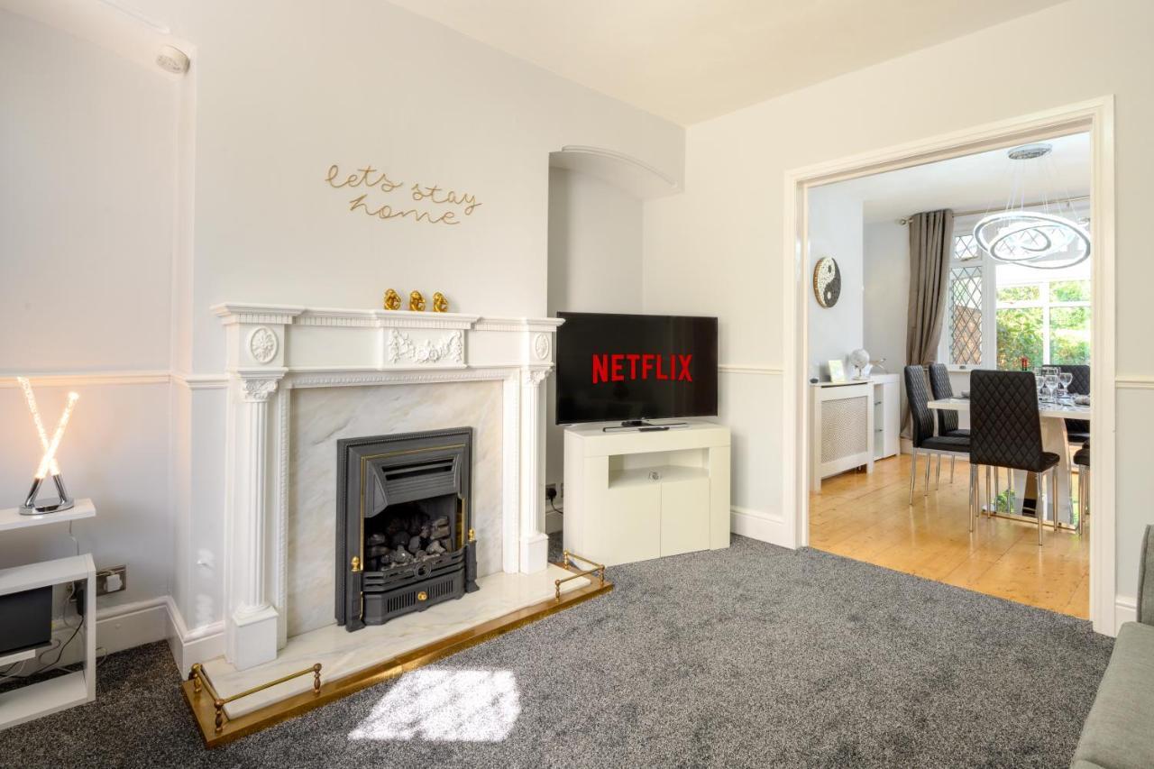 Mulberry House - Luxurious And Modern 4-Bed In Solihull Near Nec,Jlr, Airport, Resorts World, Hs2 Exterior photo